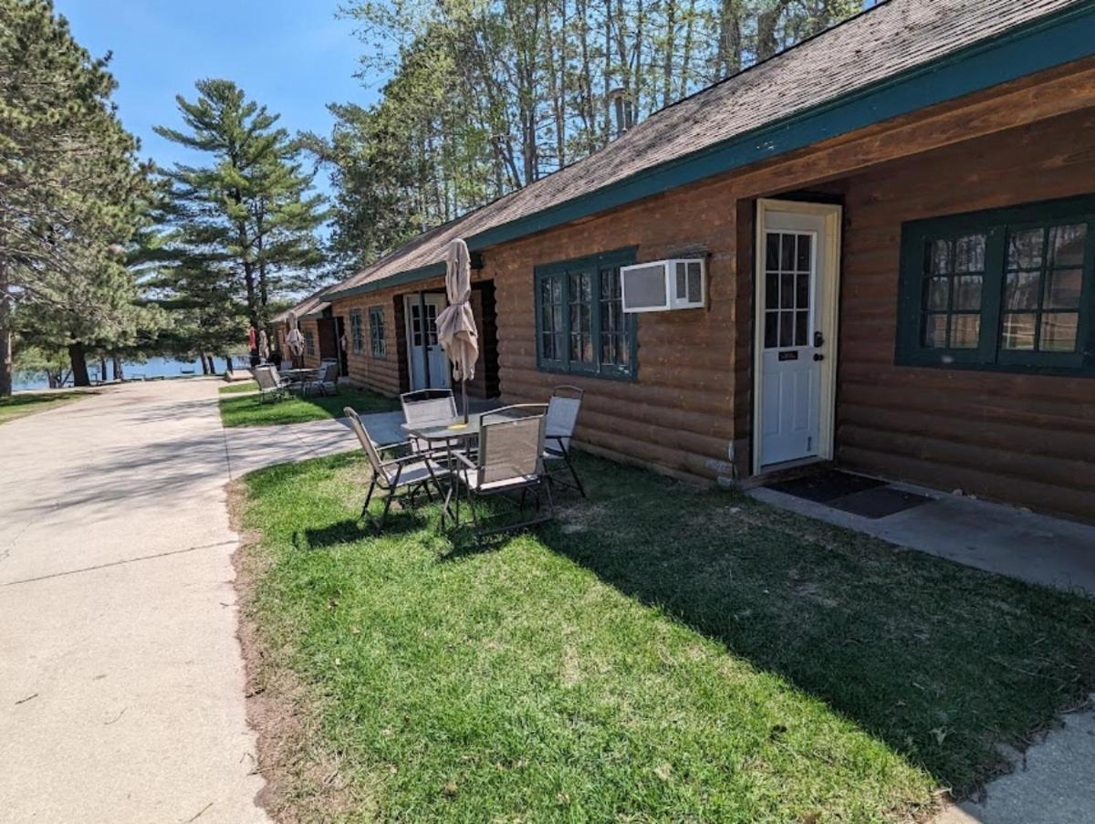 Riverside Point Resort Motel Park Rapids Exterior photo